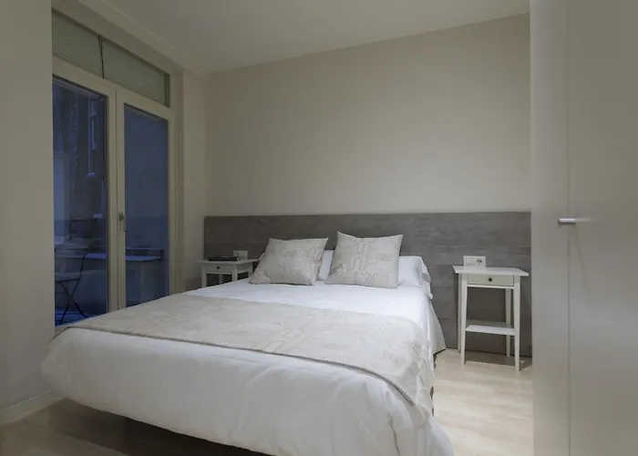 Bravissimo Cort Reial-2b * Gerona