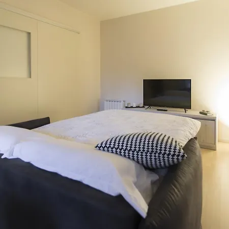 Apartment Bravissimo Cort Reial-2b